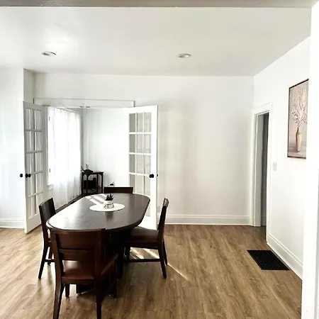 Downtown Retreat - Cozy First Floor Apartment Columbus Exterior photo